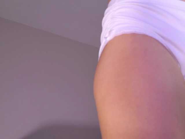 Mishel-Blessing's BongaCams show and profile