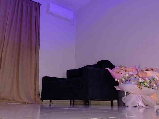 Mishel-Blessing webcam
