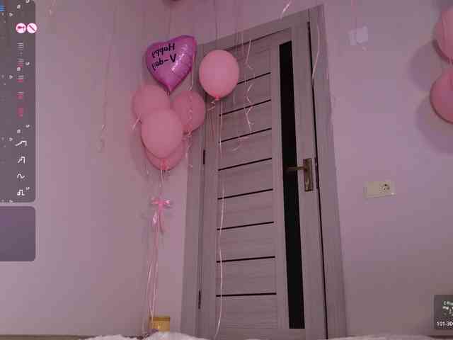 Mishel-Blessing Live Webcam on BongaCams