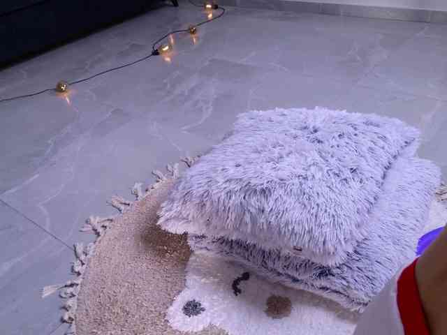 Mishel-Blessing webcam