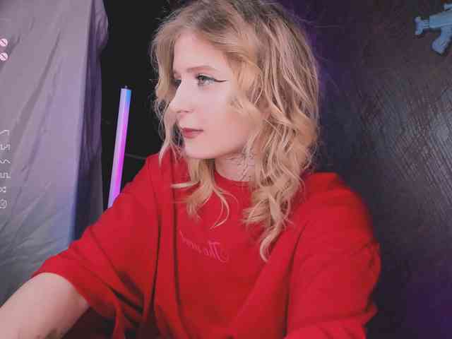 goth-bimbo goth-bimbo