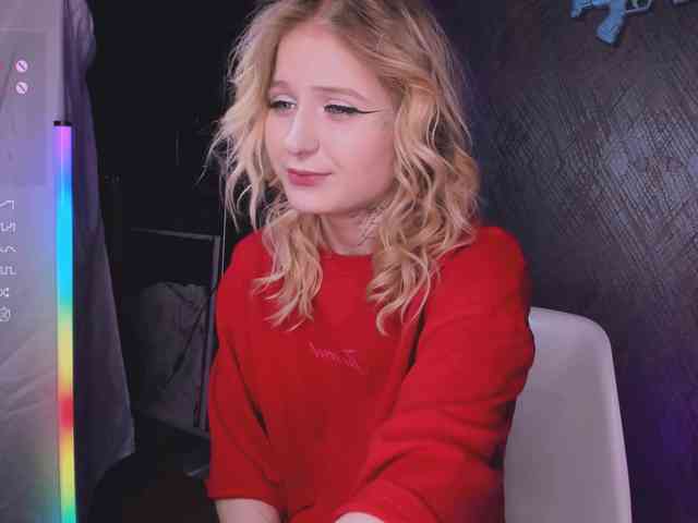 goth-bimbo goth-bimbo