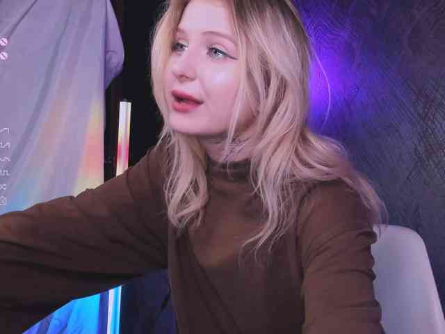 goth-bimbo goth-bimbo