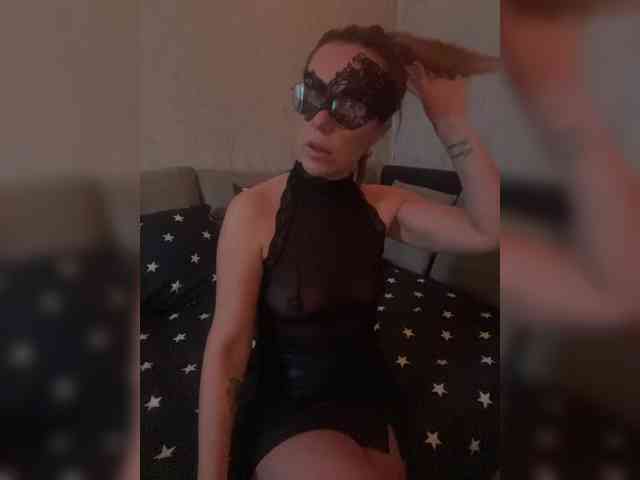 ALENA85 Live Webcam on BongaCams