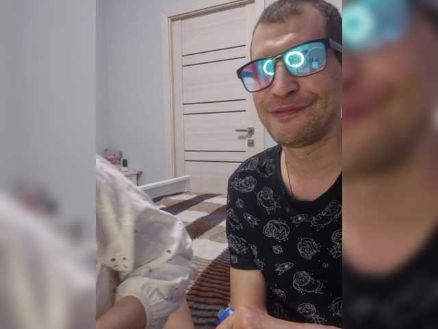 Chelsi16's BongaCams show and profile