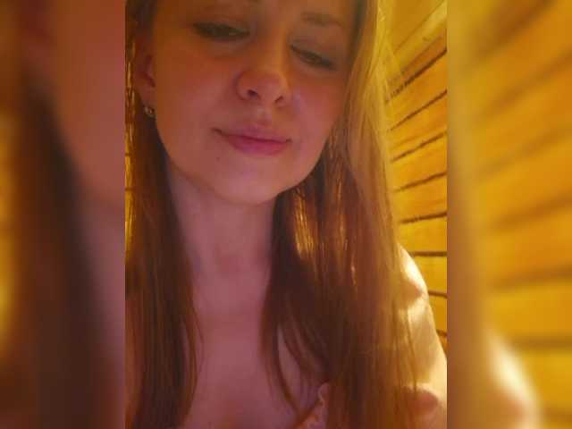 Chelsi16's BongaCams show and profile