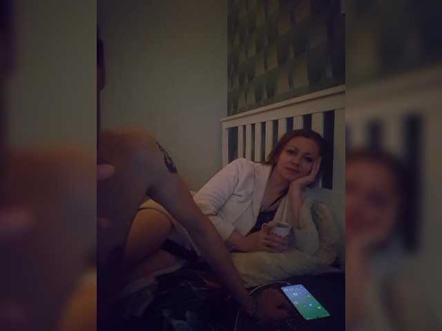 Chelsi16's BongaCams show and profile