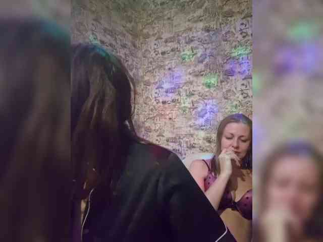 free voyeur cam Chelsi16