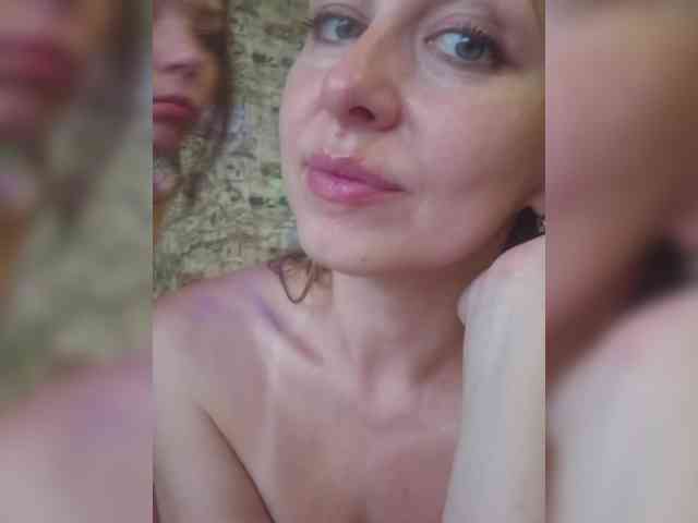 live webcam sex Chelsi16