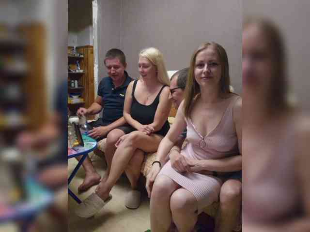 live nude chatroom Chelsi16