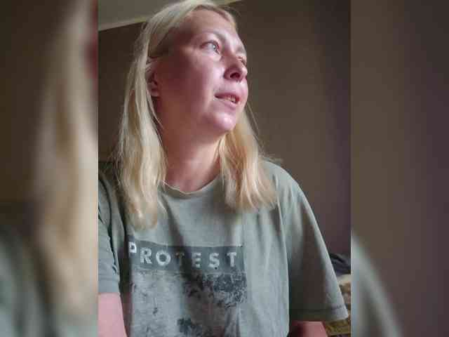 Chelsi16 Live Webcam on BongaCams