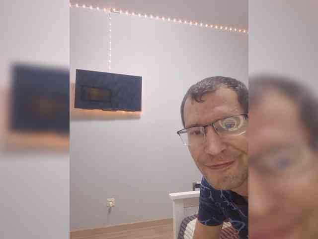 Chelsi16 Live Webcam on {site_name}