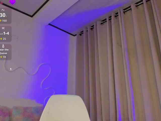 allison-alahia Live Webcam on BongaCams