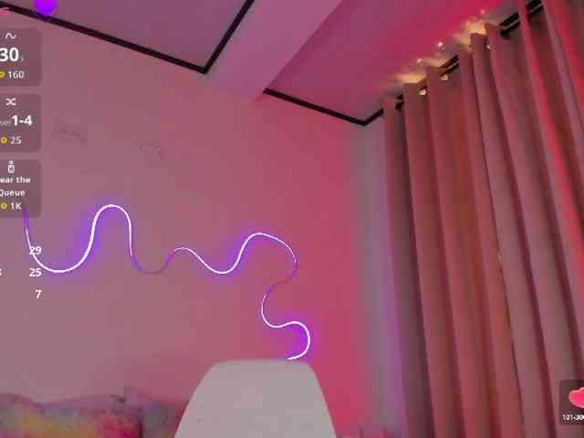 allison-alahia Live Webcam on BongaCams