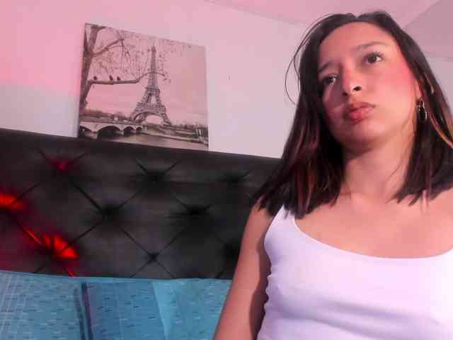 Vale-stone's webcam live show