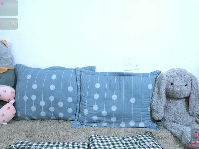 petite-paola's BongaCams show and profile