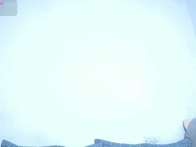 petite-paola's BongaCams show and profile