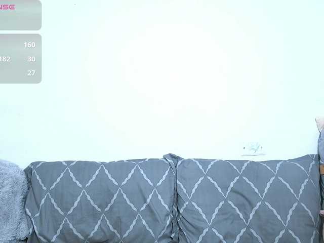 petite-paola's BongaCams show and profile