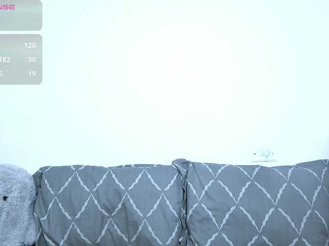 petite-paola's BongaCams show and profile