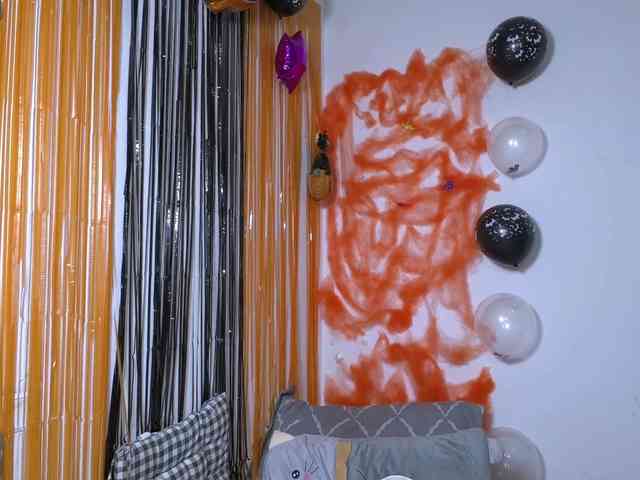 petite-paola webcam