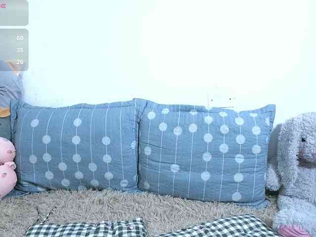 petite-paola Live Webcam on BongaCams