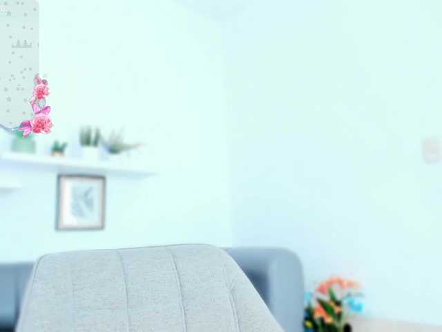 Aura-cuutee's BongaCams show and profile