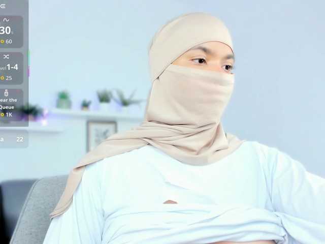 Aura-cuutee's BongaCams show and profile