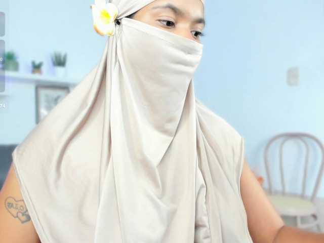 Aura-cuutee's BongaCams show and profile