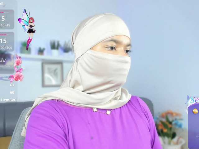 Aura-cuutee's BongaCams show and profile