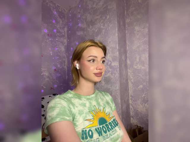  Linaaa chat room