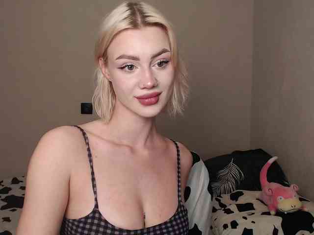 Linaaa Live Webcam on BongaCams