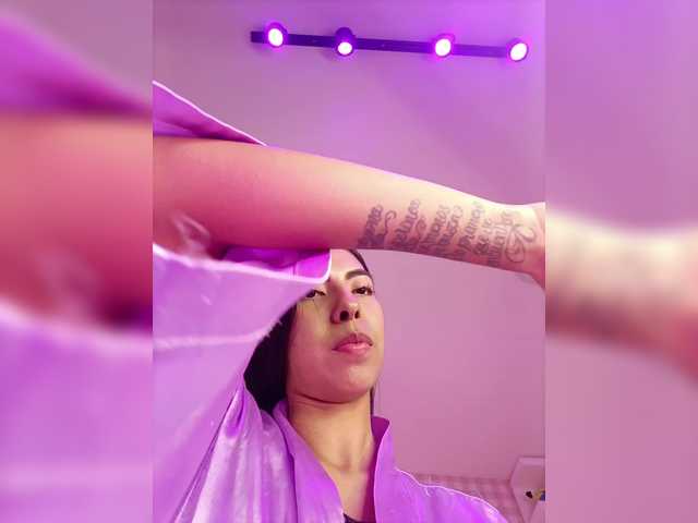 MaiaWatson's BongaCams show and profile