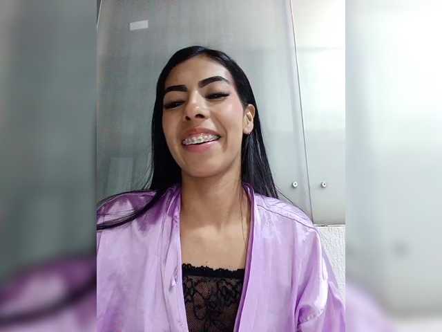 MaiaWatson's BongaCams show and profile