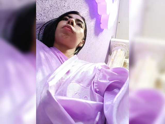 MaiaWatson's BongaCams show and profile