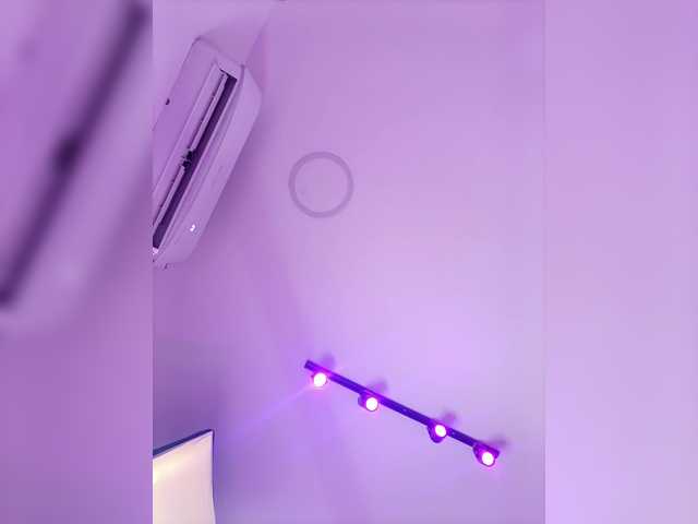 MaiaWatson's BongaCams show and profile