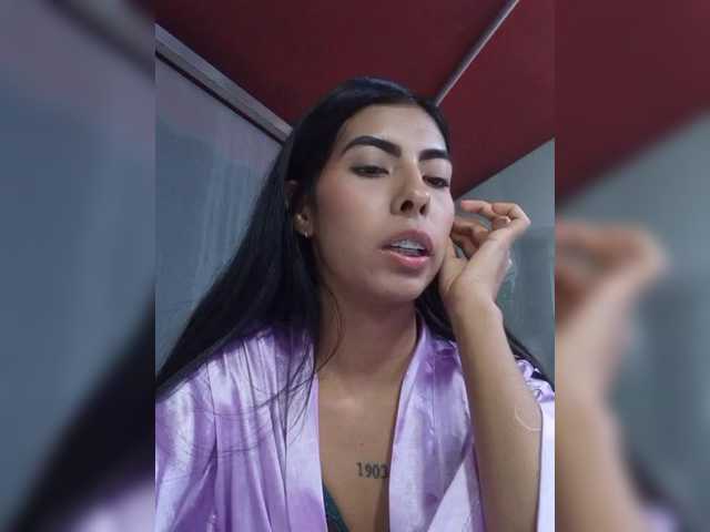 MaiaWatson's BongaCams show and profile