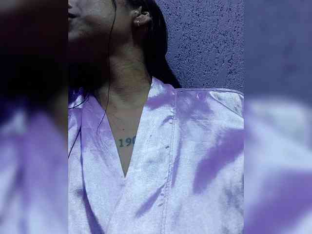 webcam nude MaiaWatson