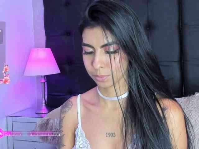 MaiaWatson webcam