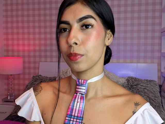 MaiaWatson webcam