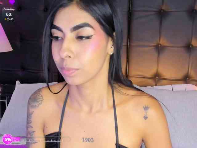MaiaWatson webcam
