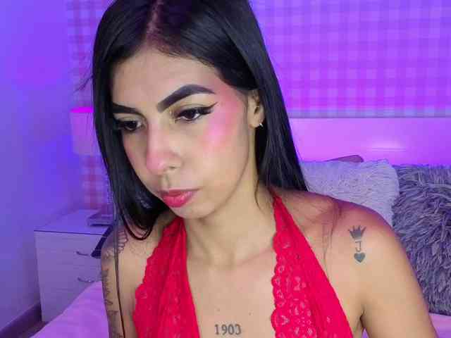 MaiaWatson webcam