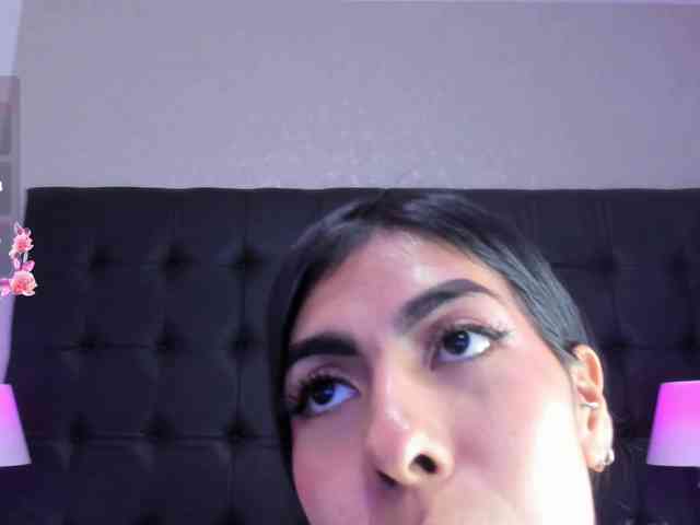 MaiaWatson webcam