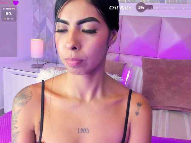MaiaWatson webcam
