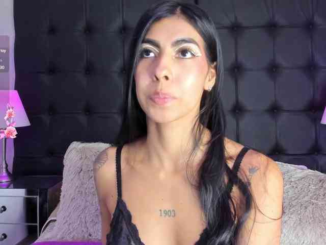 MaiaWatson webcam