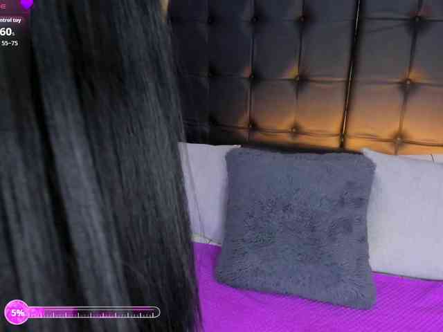 MaiaWatson webcam