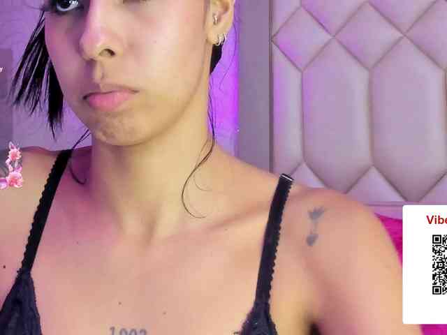 MaiaWatson webcam