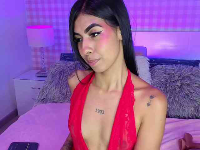 MaiaWatson webcam