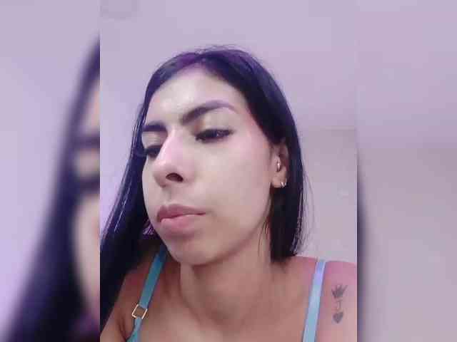 MaiaWatson webcam