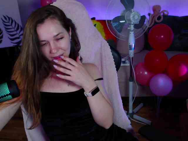 LizaSwan webcam