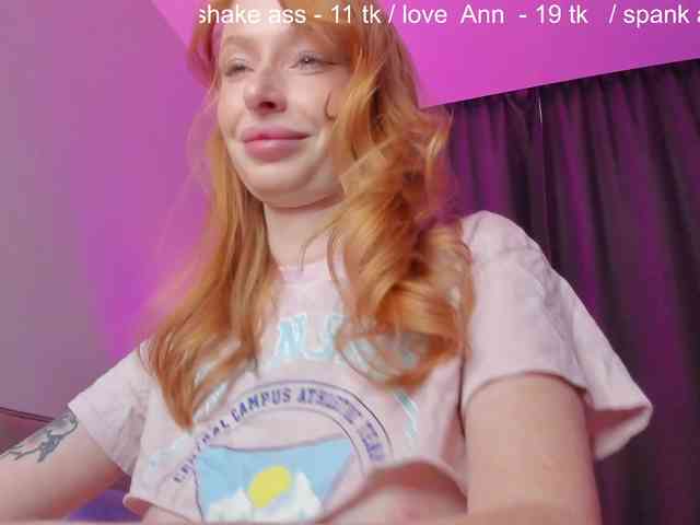 SquirtPrincess webcam